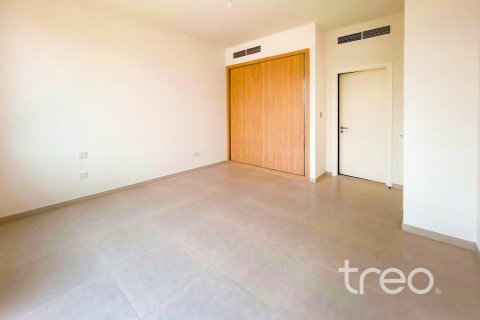 4 bedrooms Townhouse in Dubai, UAE No. 220819 13