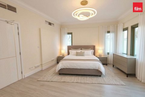 Villa de 5 dormitorios en Mirdif, UAE No. 203428 9