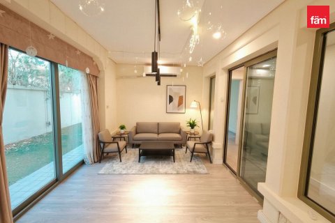 Villa de 5 dormitorios en Mirdif, UAE No. 203428 11