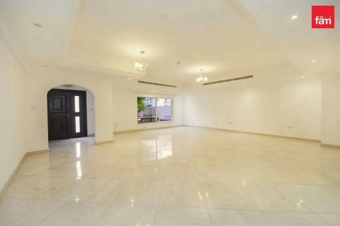 4 غرف نوم فيلا في دبي, الإمارات العربية المتحدة رقم 213698 9