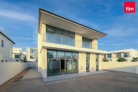 4 bedrooms Villa in Dubai, UAE No. 216001 12