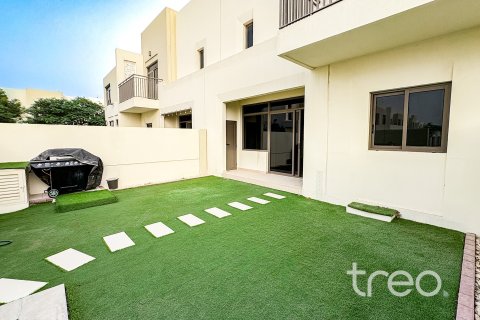 Таунхаус с 3 спальнями в Noor Townhouses, ОАЭ №225008