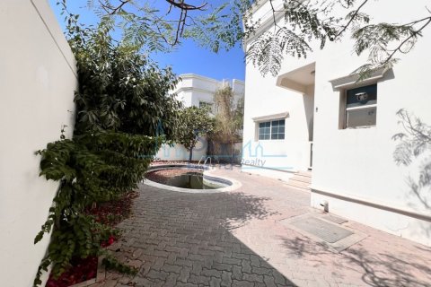 372مربع، فيلا تجارية في الصفا, الإمارات العربية المتحدة رقم 125713 12