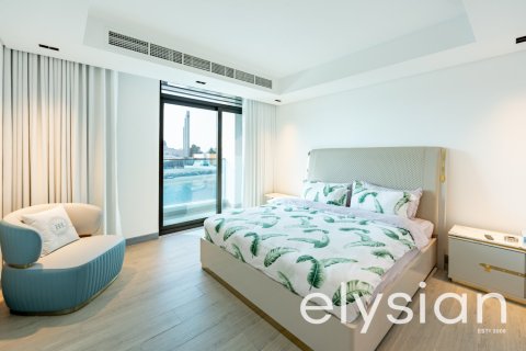 Villa de 8 dormitorios en Signature Villas, UAE No. 64766 24