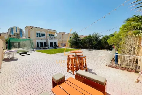 Villa de 3 dormitorios en Jumeirah Village Circle, UAE No. 205627 24