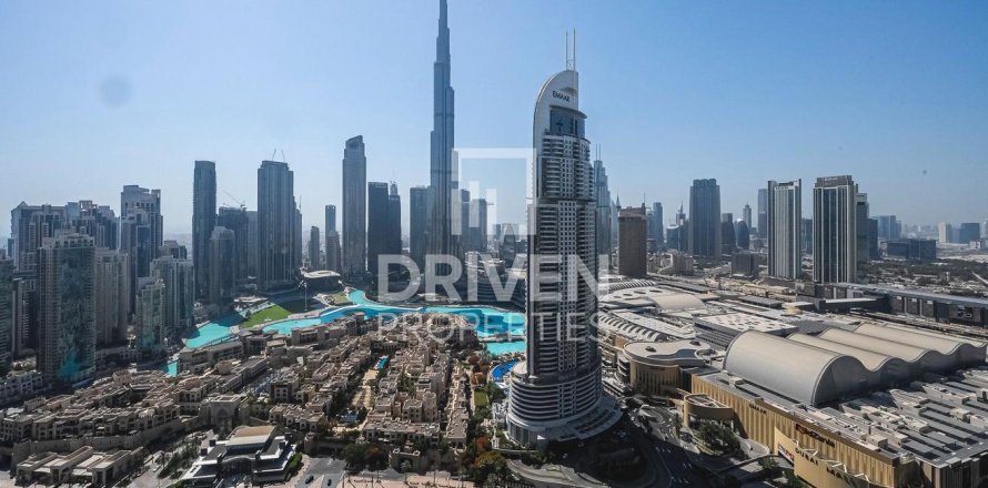Квартира с 3 спальнями в Burj Royale, ОАЭ №211814