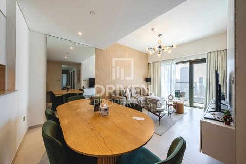 Квартира с 3 спальнями в Burj Royale, ОАЭ №211814 5