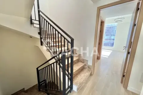 4 bedrooms Townhouse in Dubai Investment Park, UAE No. 155442 6
