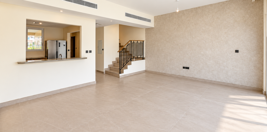 5 bedrooms Townhouse in Damac Lagoons, UAE No. 226401