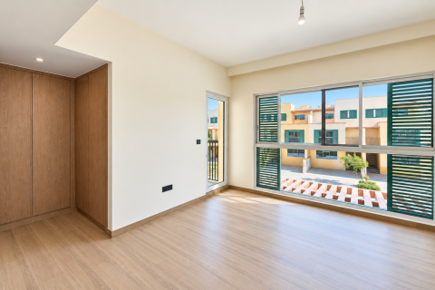 5 bedrooms Townhouse in Damac Lagoons, UAE No. 226401 9