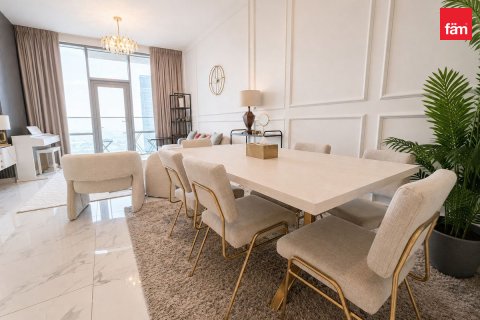 Appartement de 2 chambres à Business Bay, UAE No. 220153