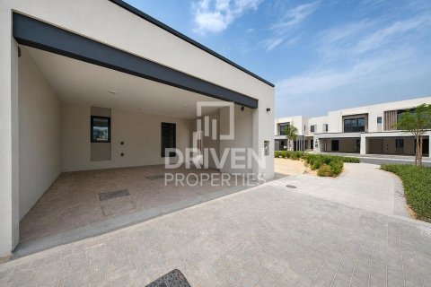 Villa de 4 dormitorios en Jebel Ali, UAE No. 204767 26