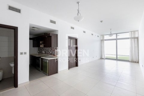 Apartment de 1 dormitorio en Azure Residences, UAE No. 225594 8