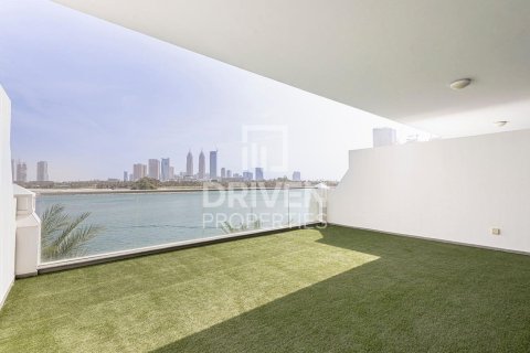 Apartment de 1 dormitorio en Azure Residences, UAE No. 225594 3