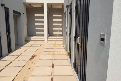 3 bedrooms Townhouse in Jebel Ali, UAE No. 222037 14