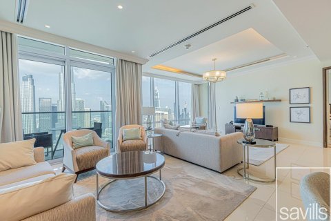 Квартира с 3 спальнями в The Address Residence Fountain Views, ОАЭ №201072 10