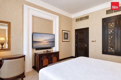 4 bedrooms Villa in Palm Jumeirah, UAE No. 222347 16
