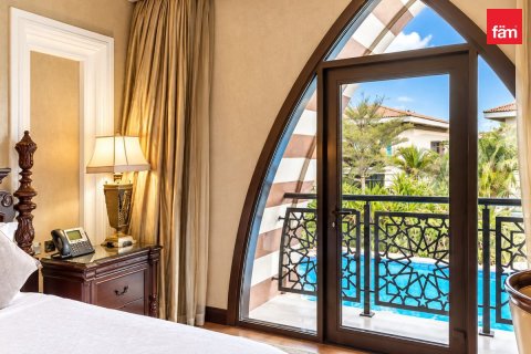 4 bedrooms Villa in Palm Jumeirah, UAE No. 222347 11