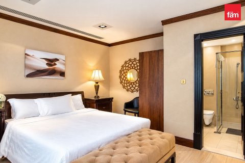 4 bedrooms Villa in Palm Jumeirah, UAE No. 222347 17