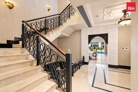 4 bedrooms Villa in Palm Jumeirah, UAE No. 222347 13