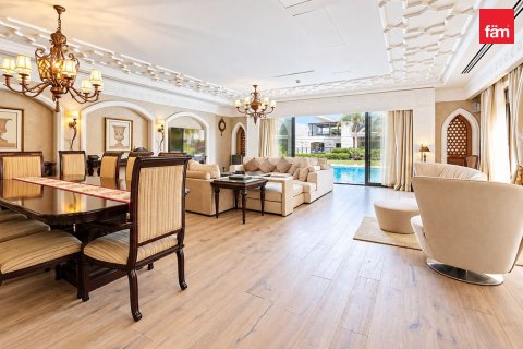 4 bedrooms Villa in Palm Jumeirah, UAE No. 222347 7