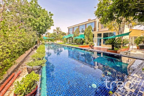 6 bedrooms Villa in Arabian Ranches, UAE No. 220754