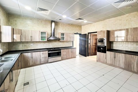 Villa de 5 dormitorios en Al Barsha, UAE No. 215407 12
