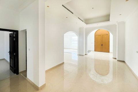 Villa de 5 dormitorios en Al Barsha, UAE No. 215407 13