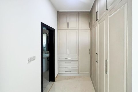 Villa de 5 dormitorios en Al Barsha, UAE No. 215407 22