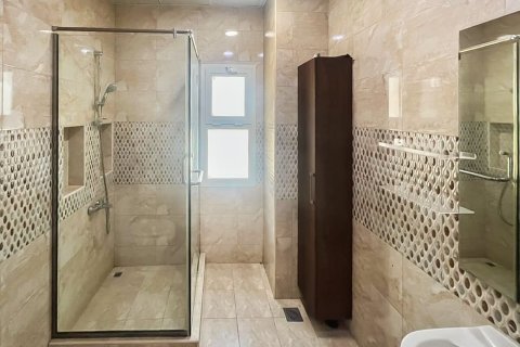 Villa de 5 dormitorios en Al Barsha, UAE No. 215407 24
