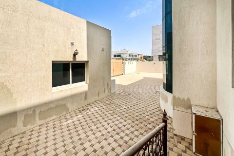 Villa de 5 dormitorios en Al Barsha, UAE No. 215407 4
