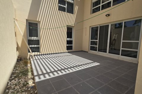 3 bedrooms Townhouse in Ras Al Khaimah, UAE No. 183864 18