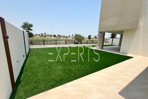 Villa de 4 dormitorios en  Yas Acres, UAE No. 224286