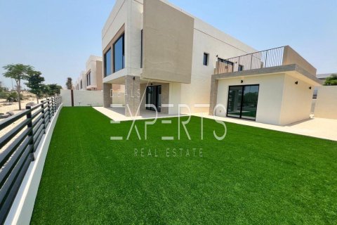 Villa de 4 dormitorios en Yas Acres, UAE No. 224286 7