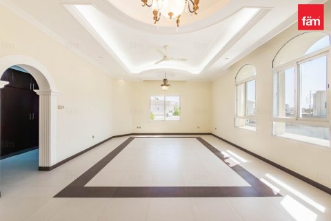 5 bedrooms Villa in Al Barsha, UAE No. 219207 5
