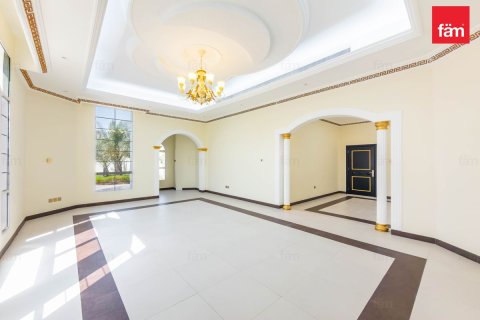 5 bedrooms Villa in Al Barsha, UAE No. 219207 3