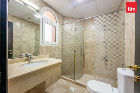 5 bedrooms Villa in Al Barsha, UAE No. 219207 17