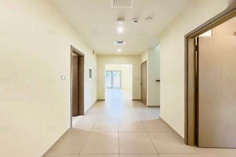 Вилла с 5 спальнями в Dubai Land, ОАЭ №218785 7