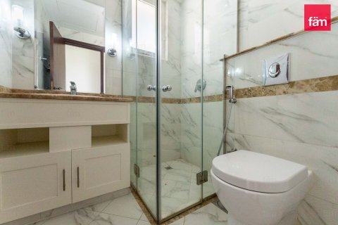 4 bedrooms Villa in Dubai, UAE No. 167130 25