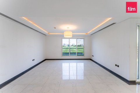 4 bedrooms Villa in Dubai, UAE No. 167130 21