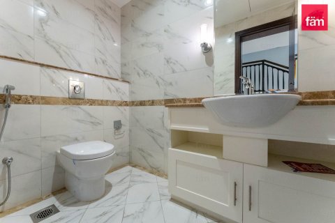 4 bedrooms Villa in Dubai, UAE No. 167130 23