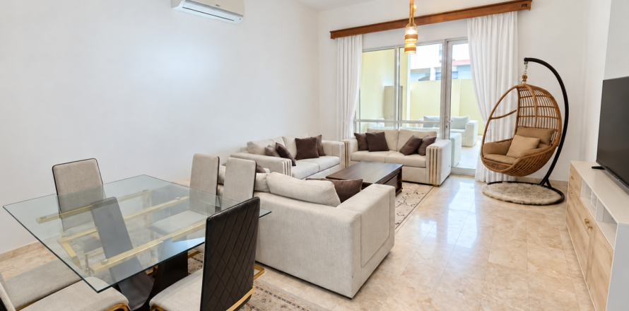 Appartement de 2 chambres à Dubai, UAE No. 224647