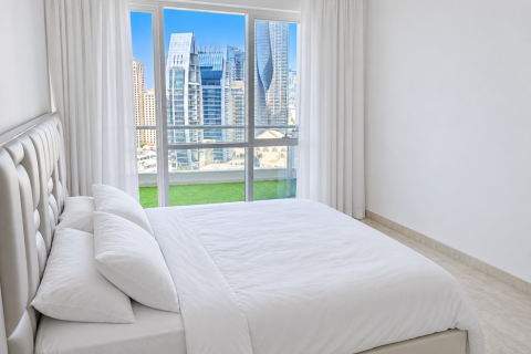 Appartement de 2 chambres à Dubai, UAE No. 224647 7