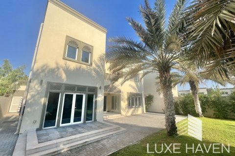 3 غرف نوم فيلا في Regional, الإمارات العربية المتحدة رقم 9865 18