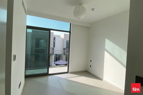 Villa de 3 dormitorios en Dubai, UAE No. 145437 3
