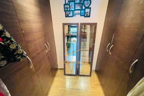 3 bedrooms Villa in Jumeirah Village Circle, UAE No. 220981 19