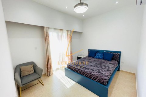 3 bedrooms Villa in Jumeirah Village Circle, UAE No. 220981 9