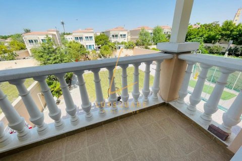 3 bedrooms Villa in Jumeirah Village Circle, UAE No. 220981 16