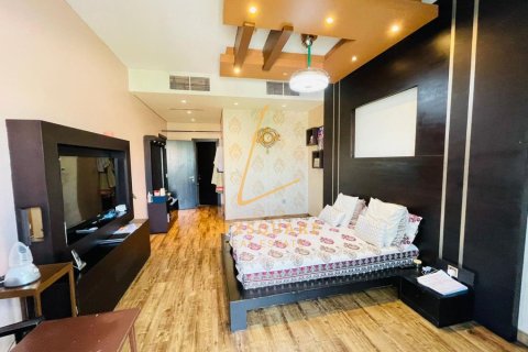 3 bedrooms Villa in Jumeirah Village Circle, UAE No. 220981 22