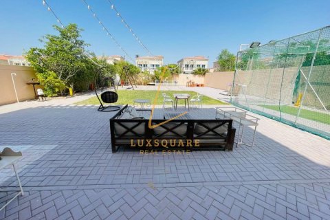 3 bedrooms Villa in Jumeirah Village Circle, UAE No. 220981 10